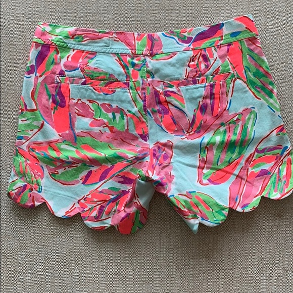 Lilly Pulitzer The Buttercup Short - Picture 7 of 8